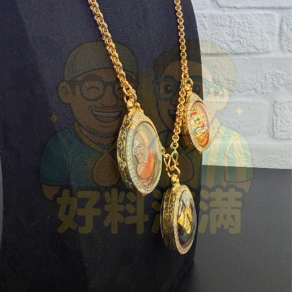 3 Hook Nano Gold Necklace